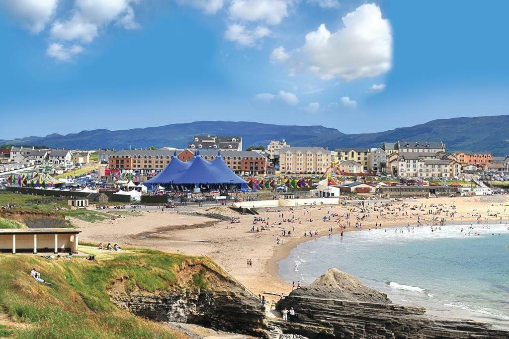 37 Atlantic Point, Ground Floor, Sea View Sleeps 6 Bundoran